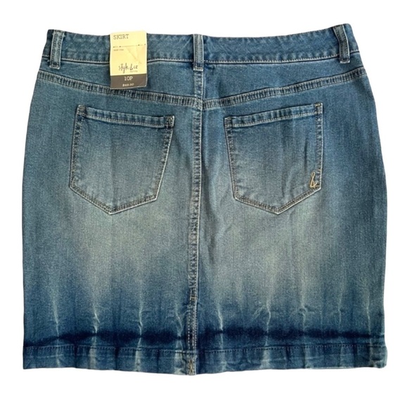 Style & Co Mid Rise Denim Skirt - Size 10 (Petite) - Picture 2 of 6
